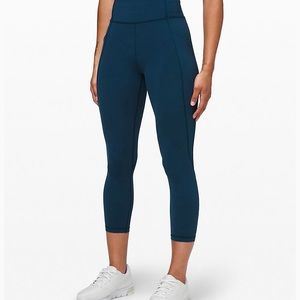 Lululemon Time to Sweat Crops